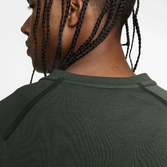 NWT Nike Tech Pack Quilted Crew Winter Sweatshirt Green - Picture 4 of 5